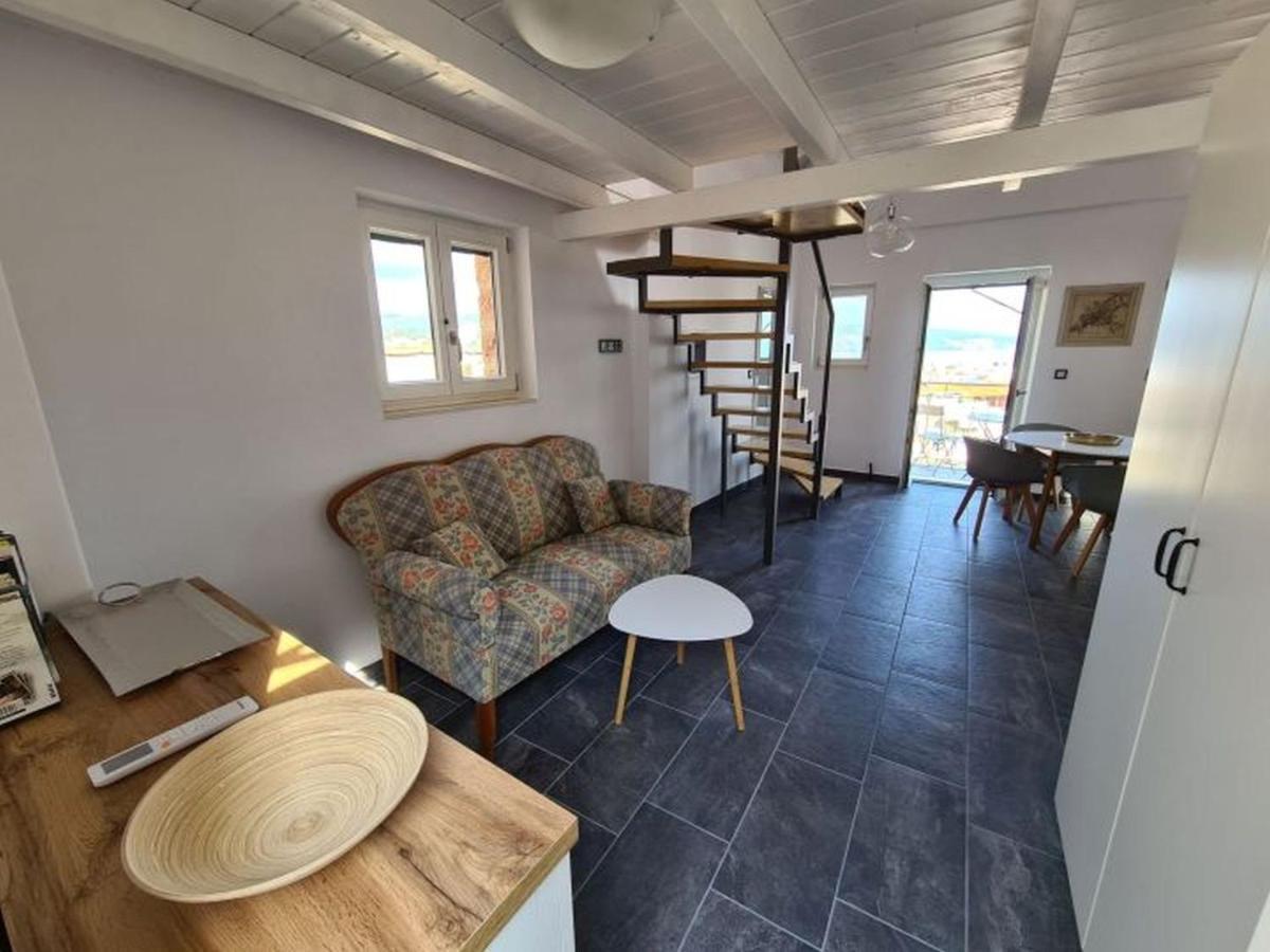 Apartamento Gythio Townhouse Exterior foto