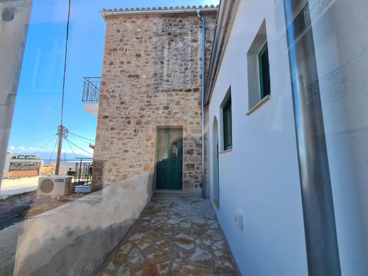 Apartamento Gythio Townhouse Exterior foto