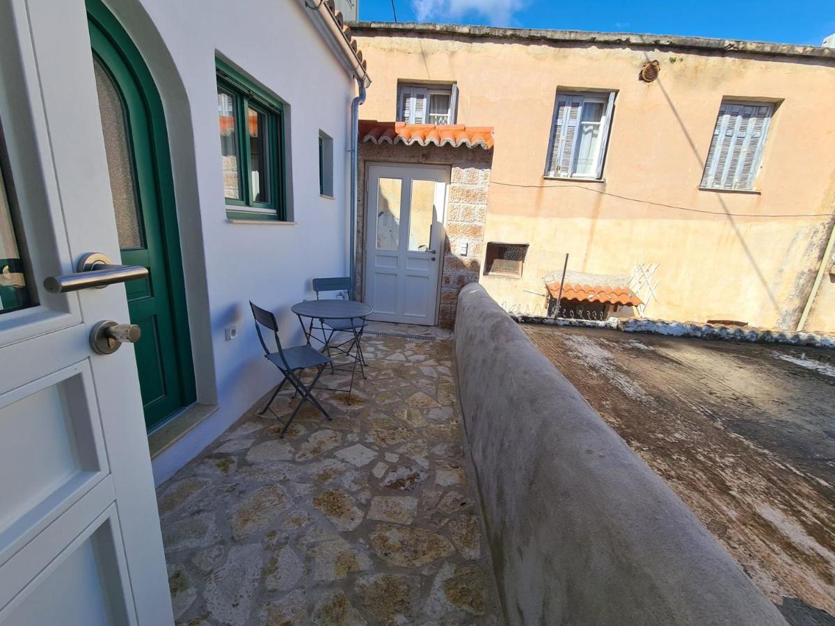 Apartamento Gythio Townhouse Exterior foto